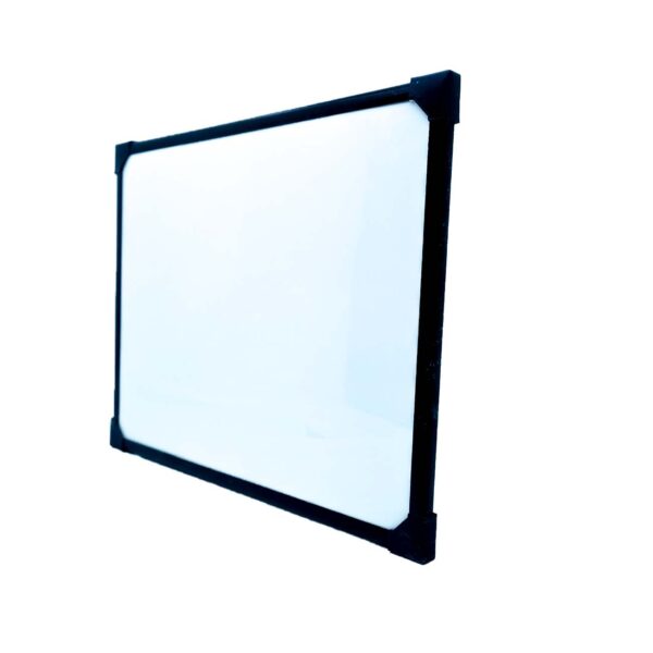 Pizarra Blanca medida 30x40 marco metalico